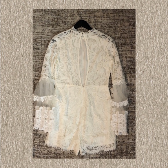 🤍 White Lace Romper 🤍 - Picture 2 of 2